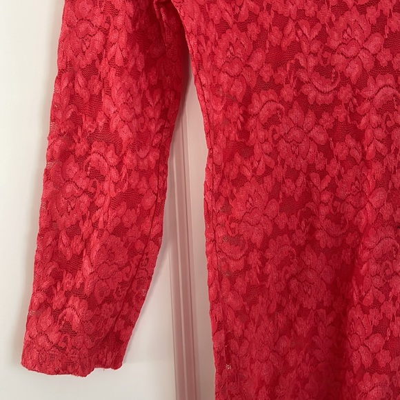 NWOT Long sleeve lace top - Picture 2 of 7